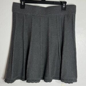🧵 Cabi Gray Knit Flare Skirt Medium 100% Cotton Fit & Flare Scallop Hem Boho
